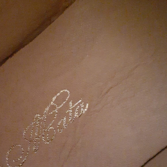 (NWOT) RHINESTONE CANVAS TENNIS SHOES - Picture 9 of 9